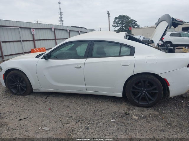 Dodge Charger Sxt Rwd