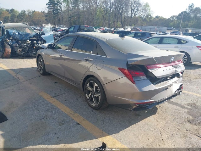 Hyundai ELANTRA Sel