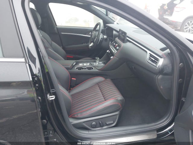 Genesis G70 3.3t Rwd Sport Prestige