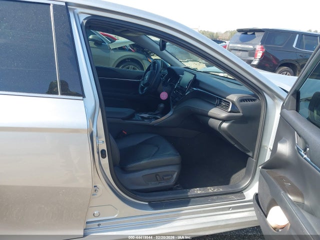 Toyota Camry Xse Hybrid