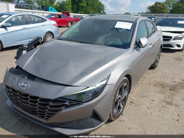 Hyundai ELANTRA Sel