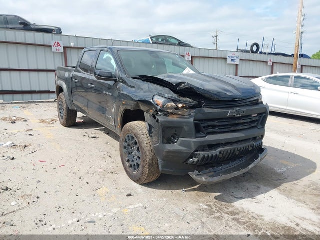 Salvage Chevrolet Colorado Image