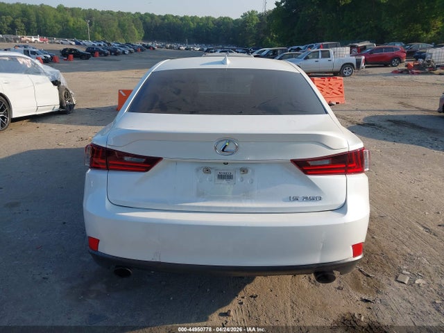 Lexus Is