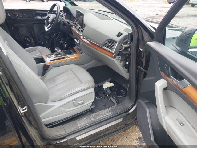 Audi Q5 Premium Plus 45 Tfsi Quattro S Tronic
