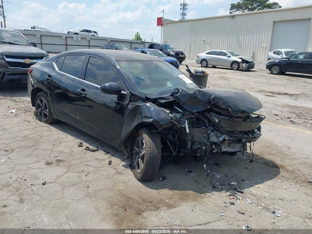 Salvage Nissan Sentra Image