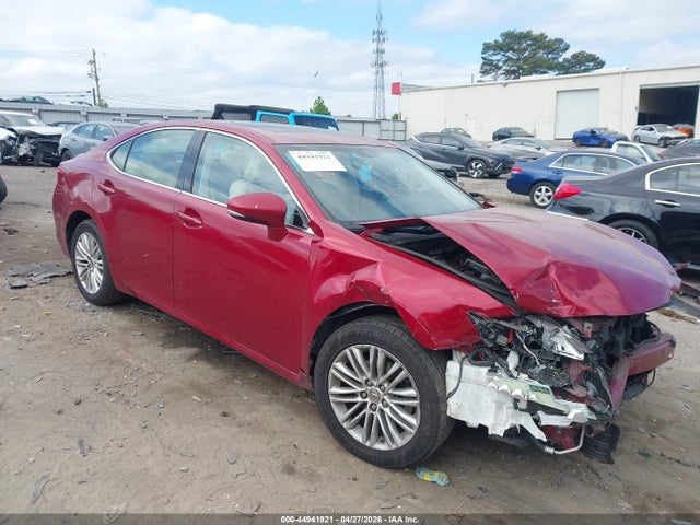 Salvage Lexus Es Image