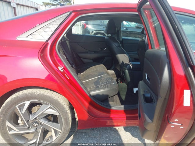 Hyundai ELANTRA Limited