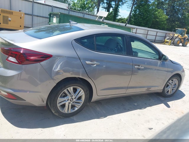 Hyundai ELANTRA Value Edition