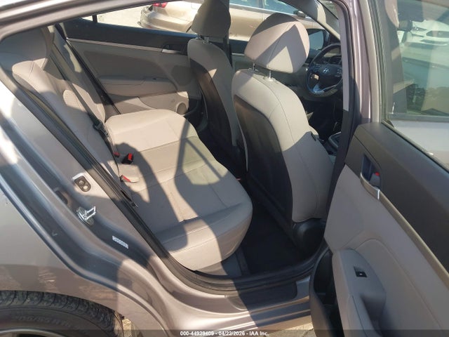 Hyundai ELANTRA Value Edition