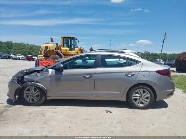 Hyundai ELANTRA Value Edition