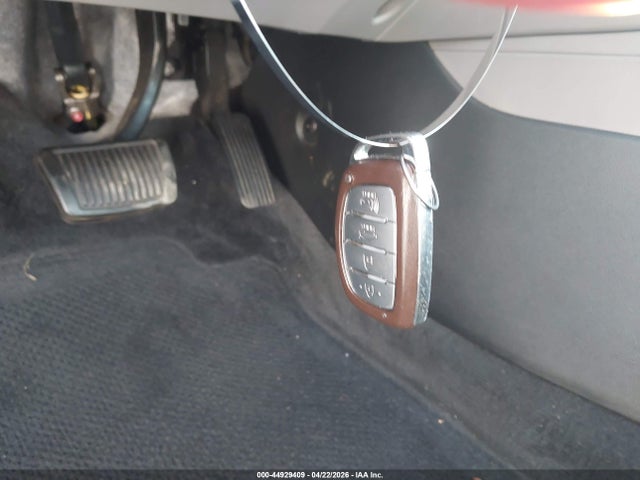 Hyundai ELANTRA Value Edition