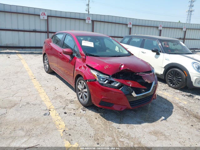 Salvage Nissan Versa Image