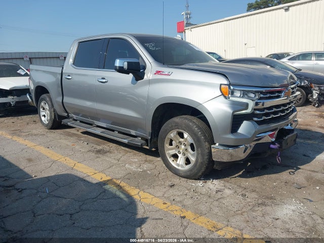 Salvage Chevrolet Silverado 1500 Image