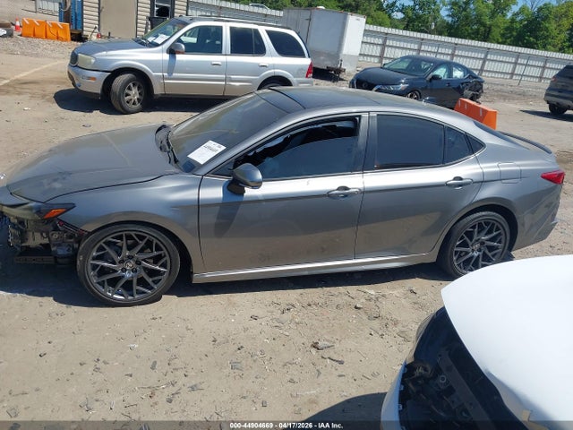 Toyota Camry Xse