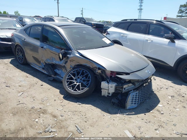 Salvage Toyota Camry Image