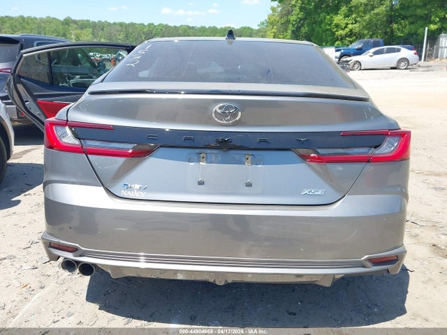 Toyota Camry Xse