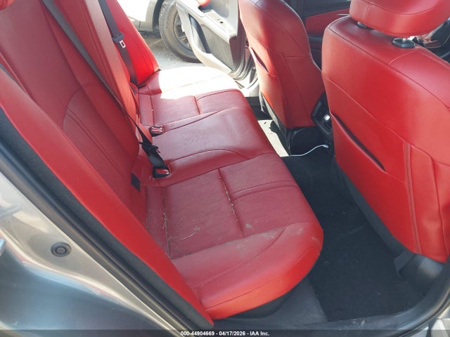 Toyota Camry Xse