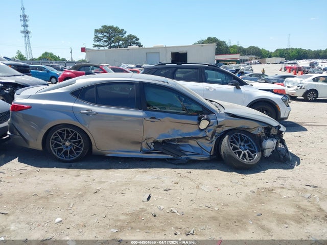 Toyota Camry Xse