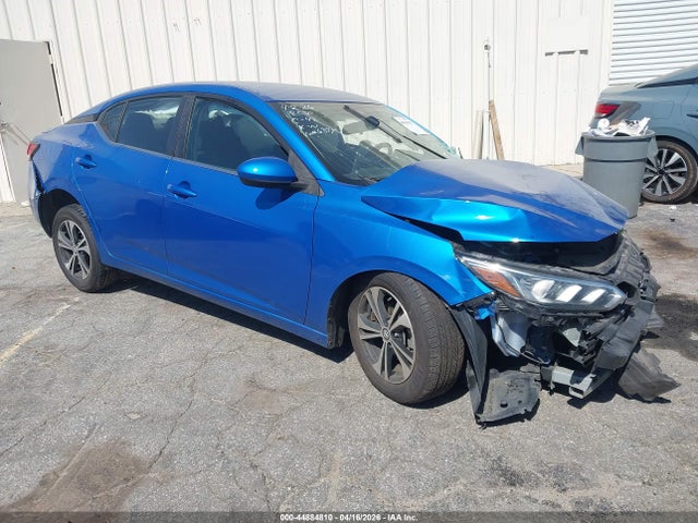 Salvage Nissan Sentra Image