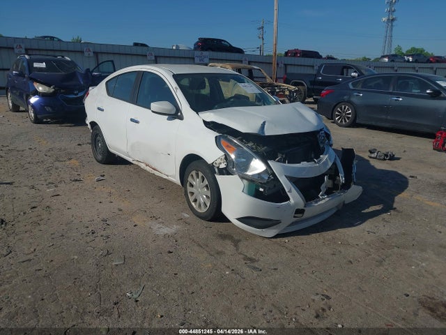 Salvage Nissan Versa Image