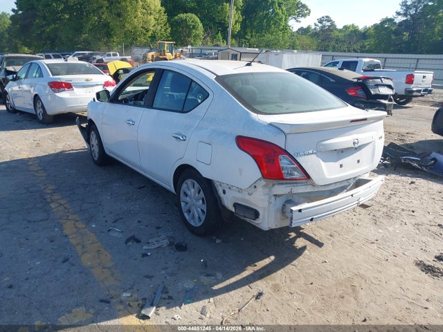 Nissan Versa 1.6 Sv