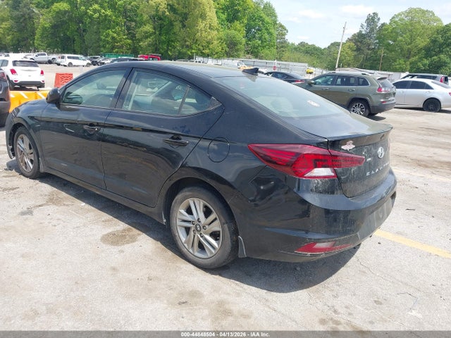 Hyundai ELANTRA Sel