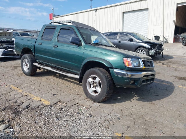Salvage Nissan Frontier Image