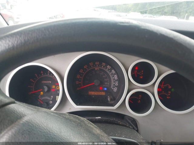 Toyota Tundra Sr5 5.7l V8