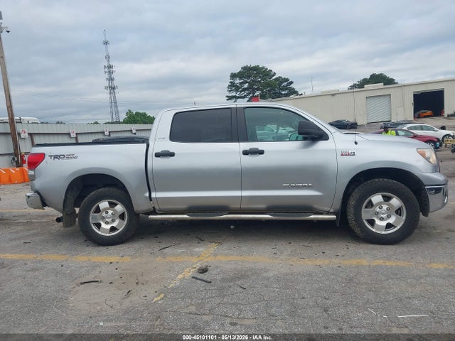 Toyota Tundra Sr5 5.7l V8