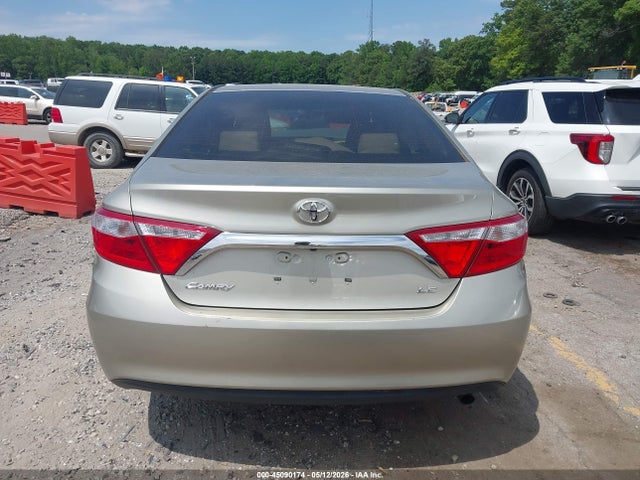 Toyota Camry Le