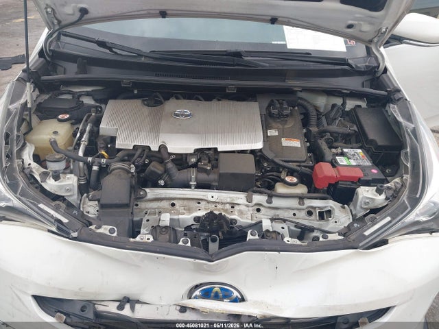 Toyota Prius Three Touring