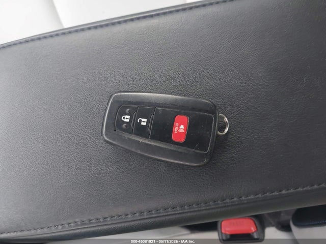 Toyota Prius Three Touring