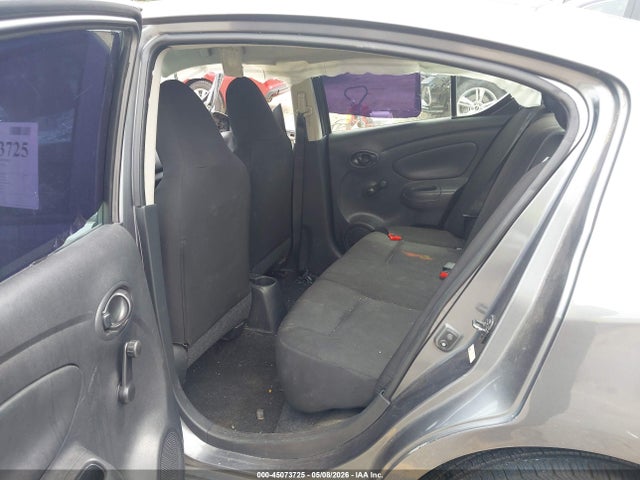 Nissan Versa 1.6 S+