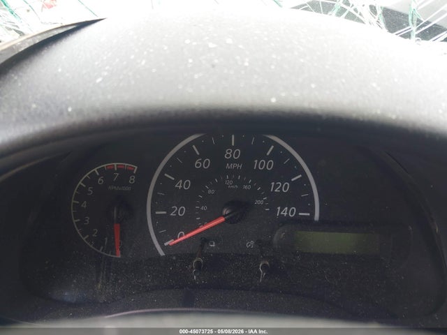 Nissan Versa 1.6 S+
