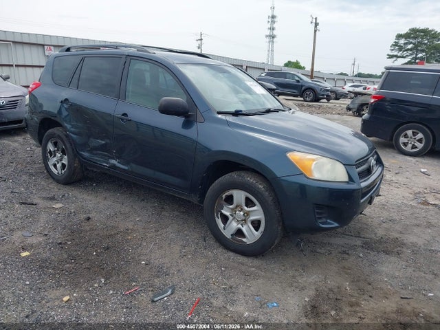 Salvage Toyota RAV4 Image