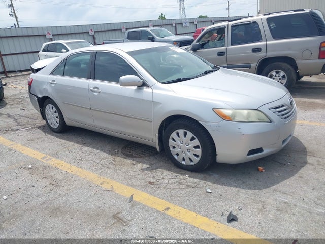 Salvage Toyota Camry Image