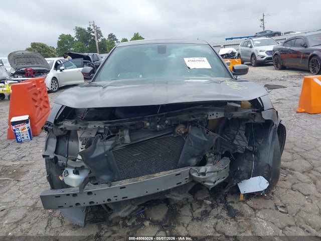 Dodge Charger Se