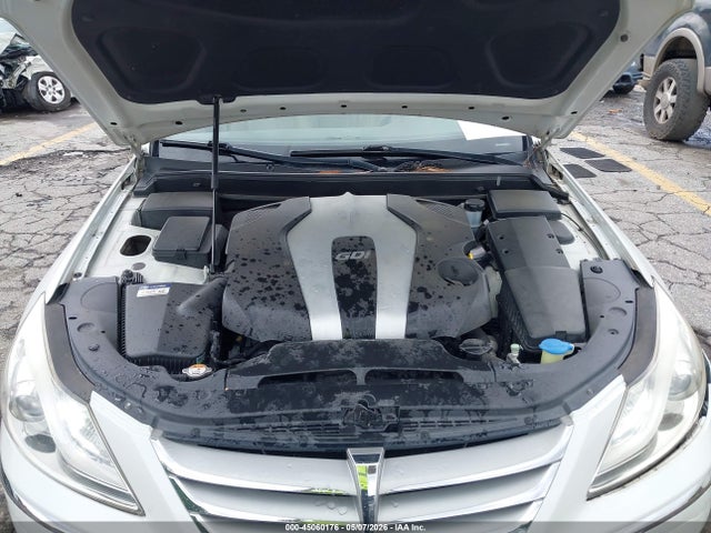 Hyundai Genesis 3.8