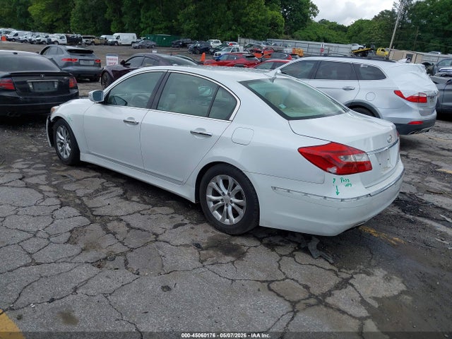 Hyundai Genesis 3.8