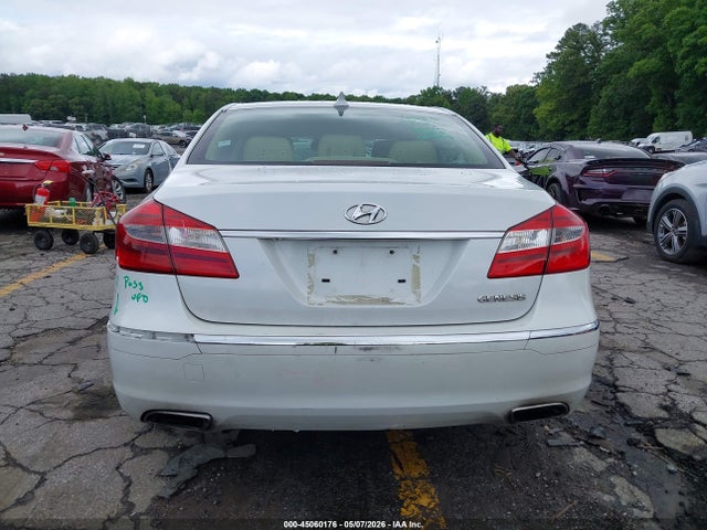 Hyundai Genesis 3.8