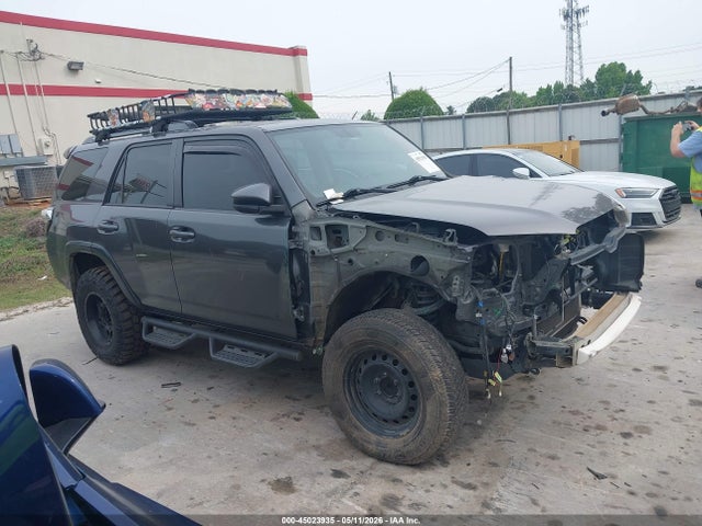 Toyota 4Runner Sr5