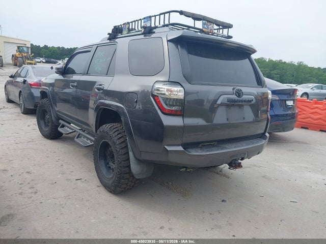 Toyota 4Runner Sr5