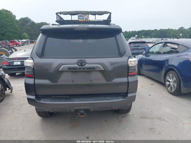 Toyota 4Runner Sr5
