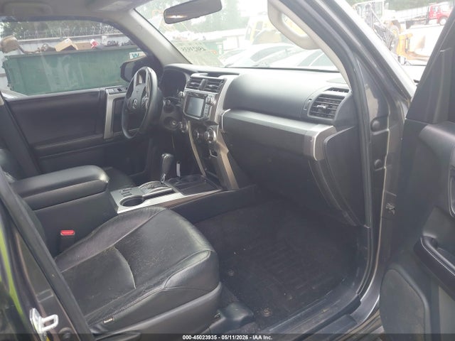 Toyota 4Runner Sr5