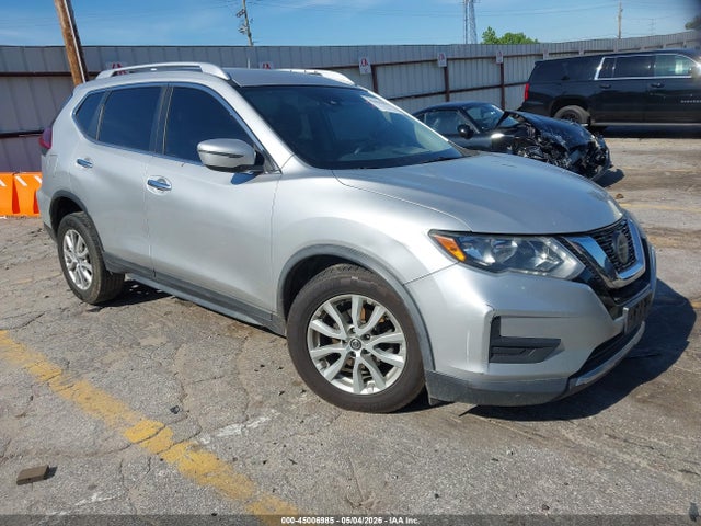 Salvage Nissan Rogue Image