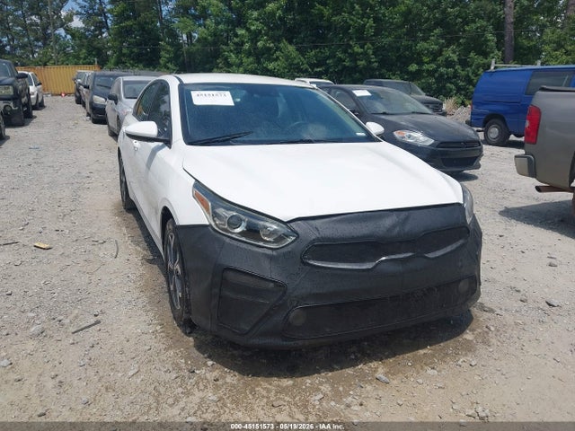 Salvage Kia Forte Image