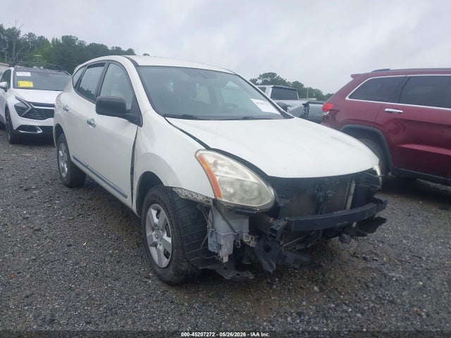 Salvage Nissan Rogue Image