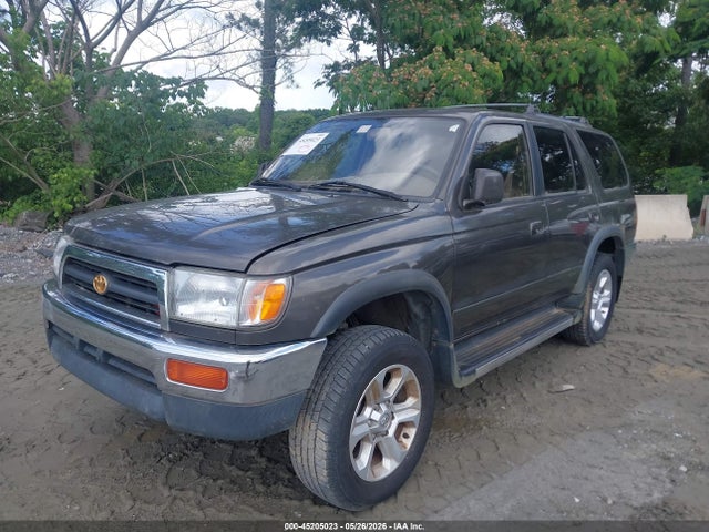 Toyota 4Runner Sr5 V6