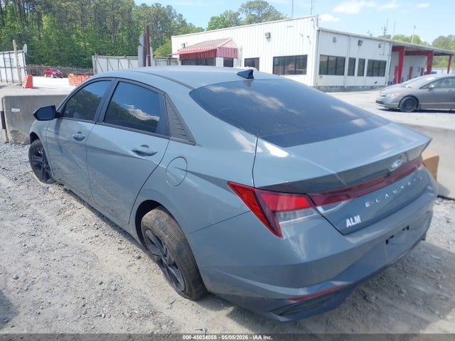 Hyundai ELANTRA Sel
