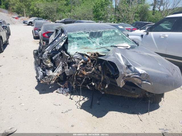 Salvage Volkswagen Passat Image
